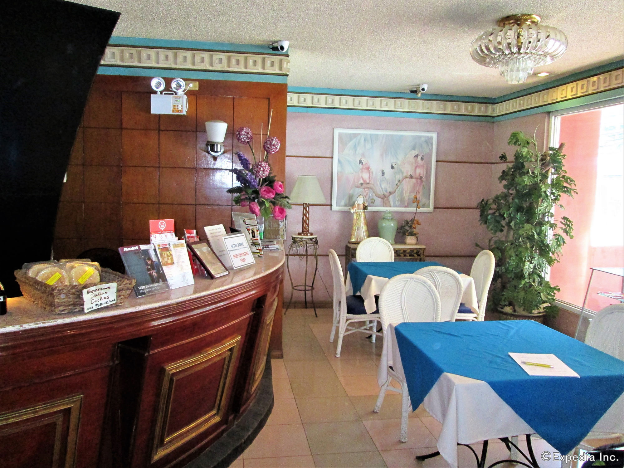 Discovery Hotel And Restaurant Cagayan de Oro Ngoại thất bức ảnh